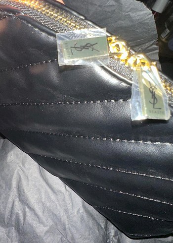 Yves Saint Laurent Siyah Parlak Deri Kadın Makyaj Çantası - Görsel 4