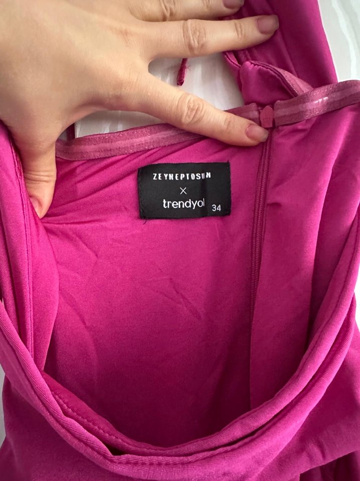 Zeynep Tosun Pembe Drapeli Uzun Abiye Elbise - Görsel 5