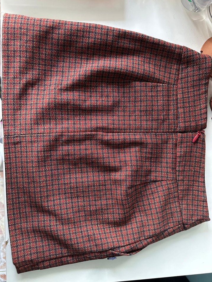 Düğmeli Kırmızı Ekose Midi Etek - Görsel 5