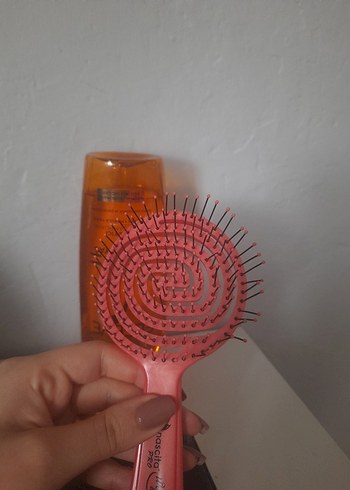 şampuan ve tarak - Görsel 4