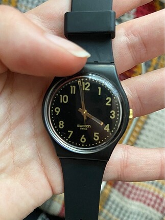 Swatch Siyah saat