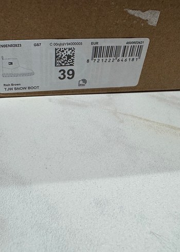 Tommy Hilfiger kar botu - Görsel 4