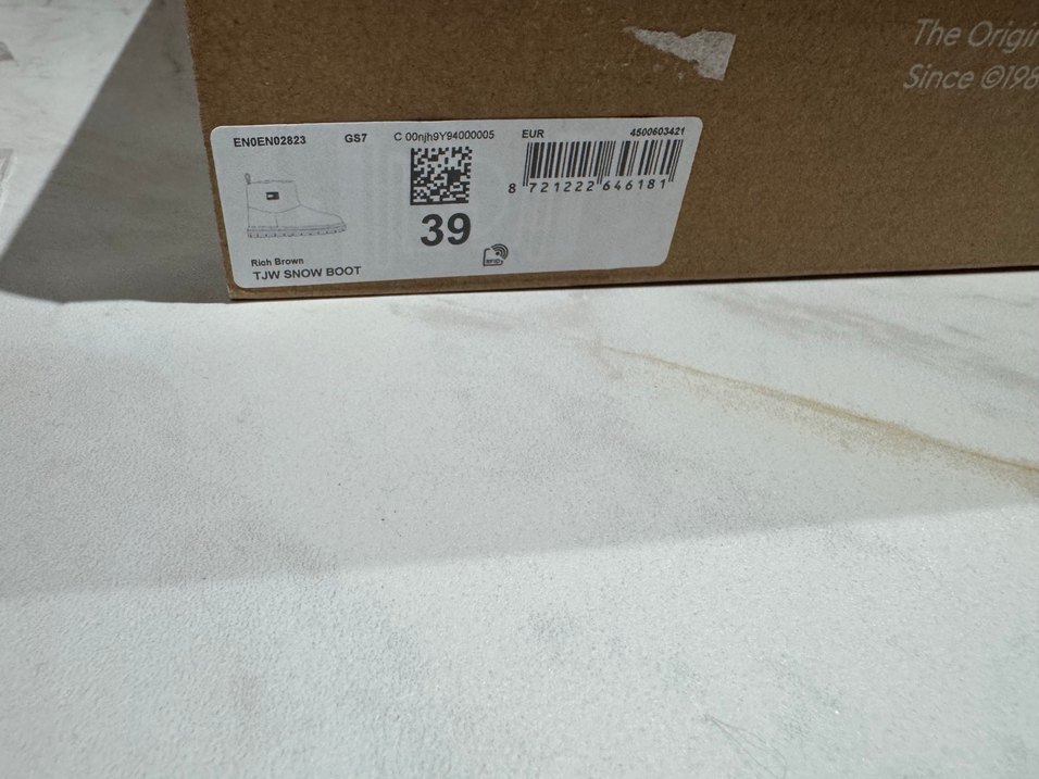 Tommy Hilfiger kar botu - Görsel 4