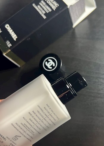 Chanel Le Blanc Çok Amaçlı Aydınlatıcı Baz 30ml - Görsel 6