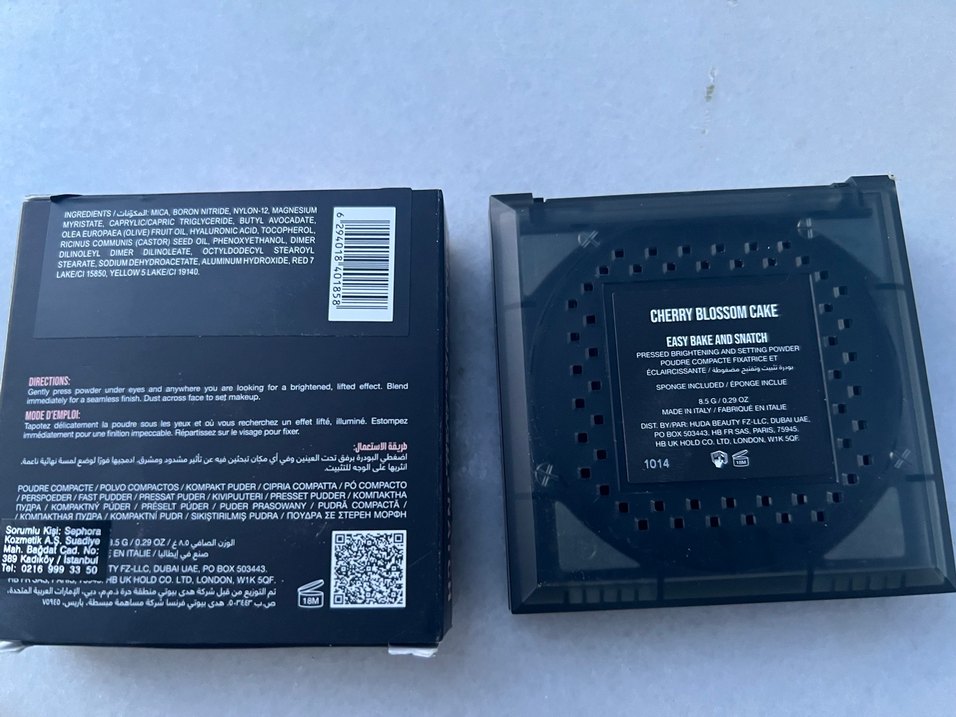 HUDABEAUTY EASY BAKE AND SNATCH cherry blossom cake - Görsel 2