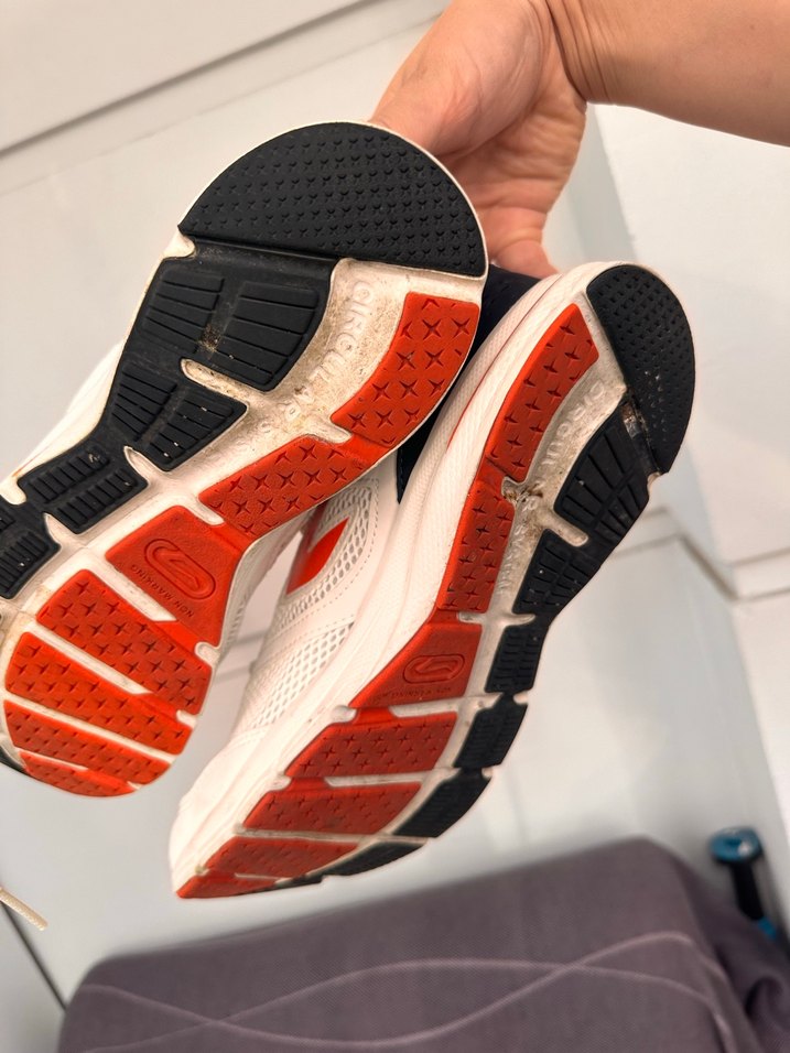 Decathlon Beyaz Renkli Bağcıklı unisex Spor Ayakkabı - Görsel 3