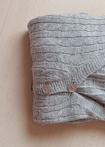 Düğmeli Gri Hırka - Görsel 3