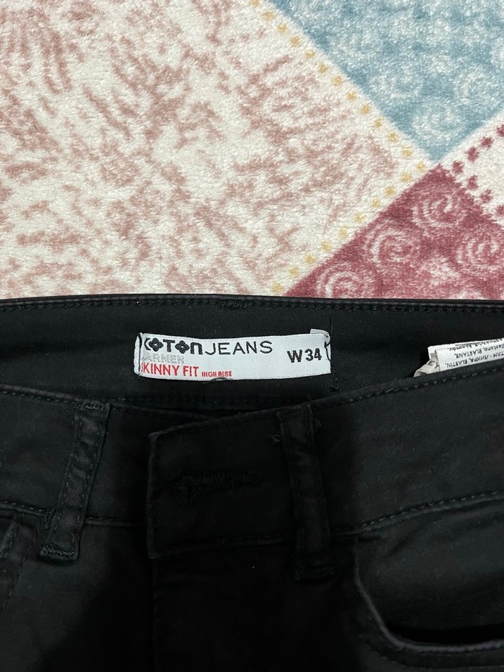 Siyah Kadın Midi Kumaş Pantolon - Görsel 2