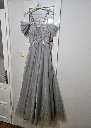 Gri İşlemeli Nişan Elbisesi - Görsel 2