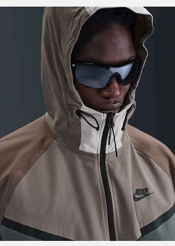 orjinal nike soortswear tech Gri-Bej Kapüşonlu Erkek Ceket - Görsel 3