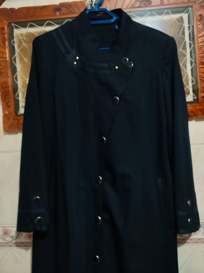 Siyah Düğmeli Uzun Goth Kadın Kaban - Görsel 4