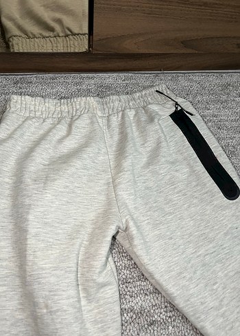 Nike Gri Spor Eşofman Altı - Görsel 2