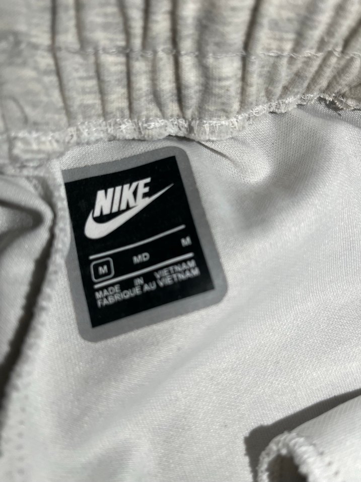 Nike Gri Spor Eşofman Altı - Görsel 3