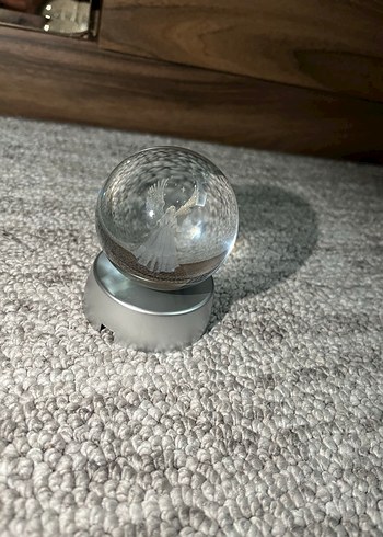 Gri Melek Figürlü Kristal Küre - Görsel 2