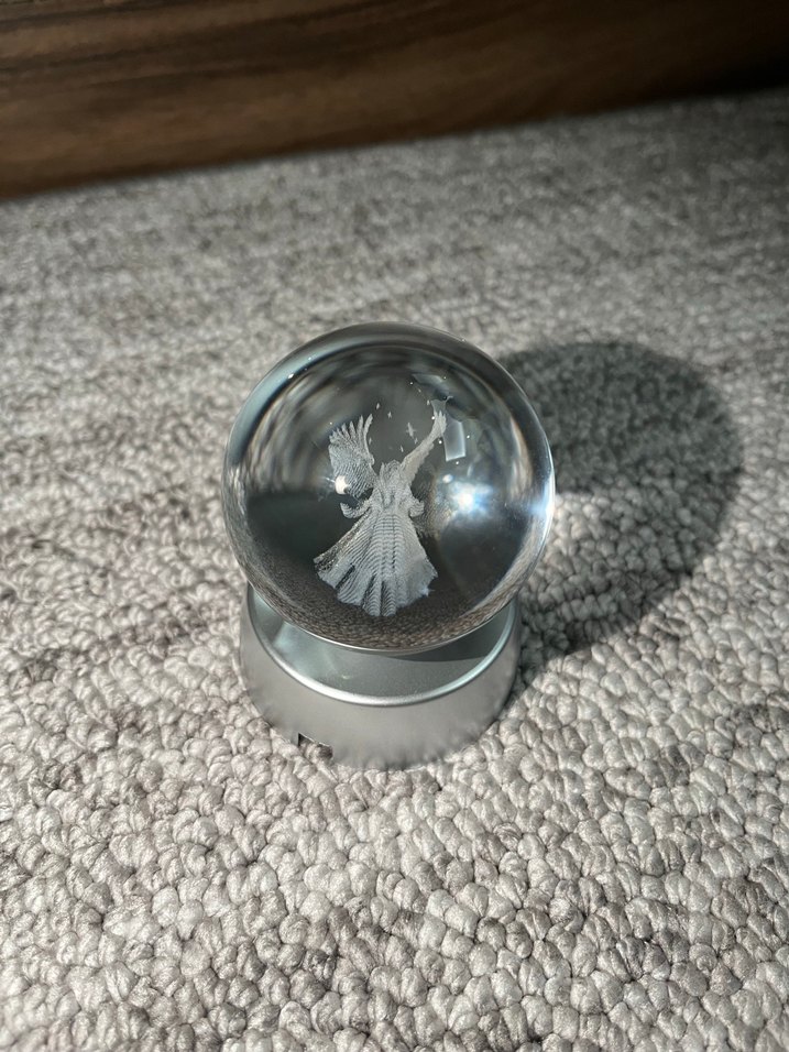 Gri Melek Figürlü Kristal Küre - Görsel 3