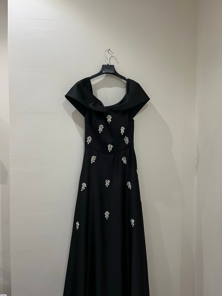 Siyah Drapeli Uzun Kadın Abiye Elbise - Görsel 3