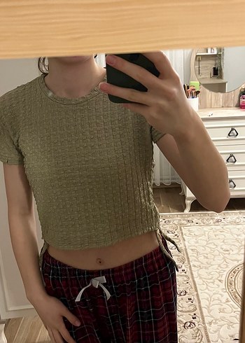 Yeşil Crop Top Kadın Tişört - Görsel 2