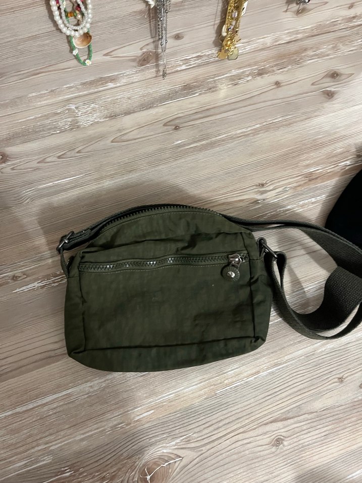 Yeşil Baskılı Kadın Çapraz Çanta - Görsel 2