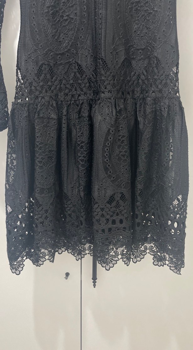 Siyah dantelli mini elbise - Görsel 3