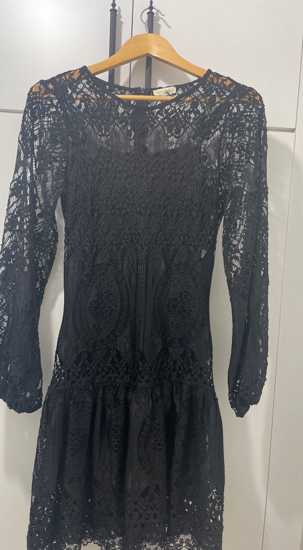 Siyah dantelli mini elbise - Görsel 2