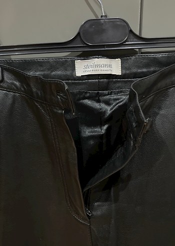 Kadın Siyah Deri Kemerli Midi Pantolon - Görsel 3