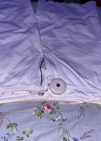 Beyaz Pamuklu Kadın Bermuda Şort - Görsel 6