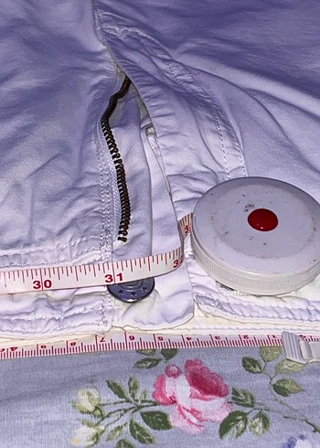 Beyaz Pamuklu Kadın Bermuda Şort - Görsel 4