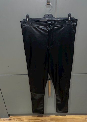 Siyah Deri Kemerli Kadın Pantolon - Görsel 2