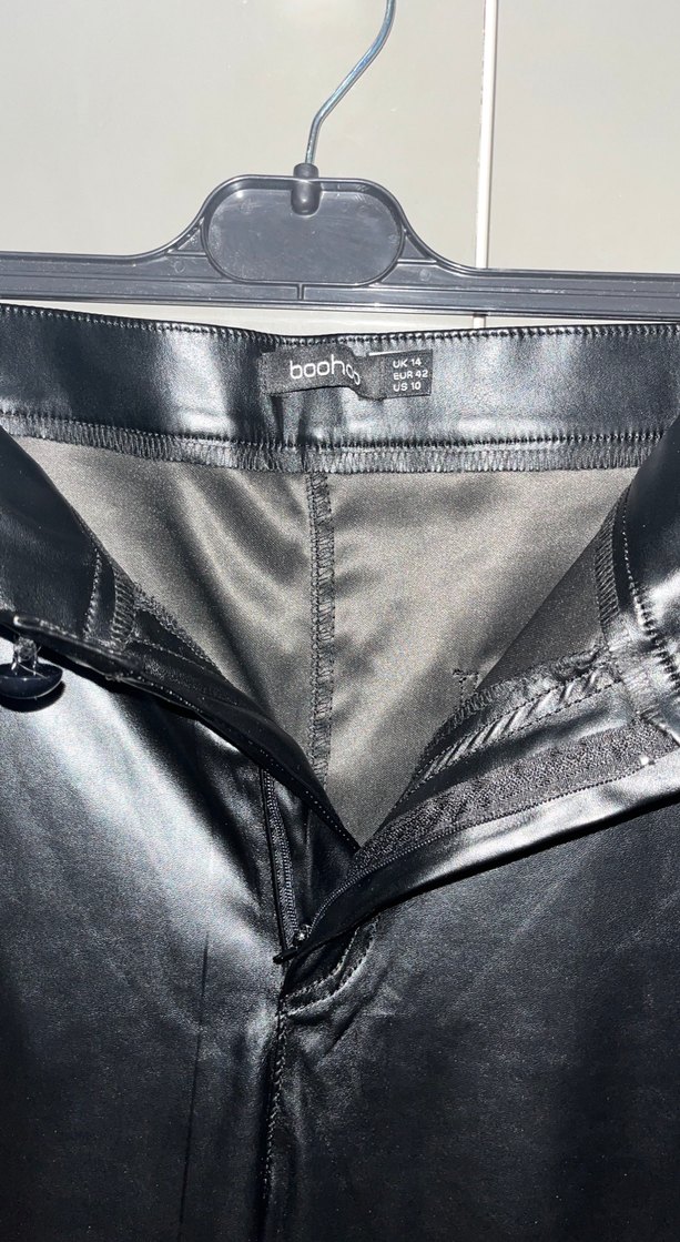 Siyah Deri Kemerli Kadın Pantolon - Görsel 3