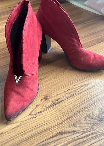 Kırmızı Süet Stiletto Kadın Ayakkabı - Görsel 3