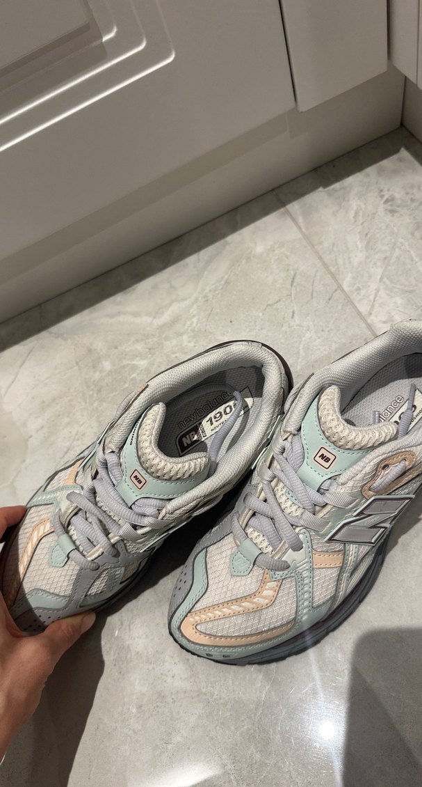 Bej Pastel Renkli Kadın Spor Ayakkabı - Görsel 2