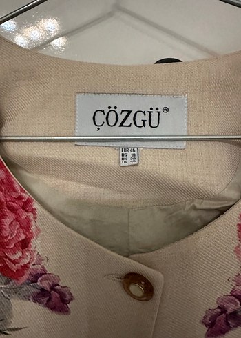 Çiçek Desenli Düğmeli Kadın Takım - Görsel 5