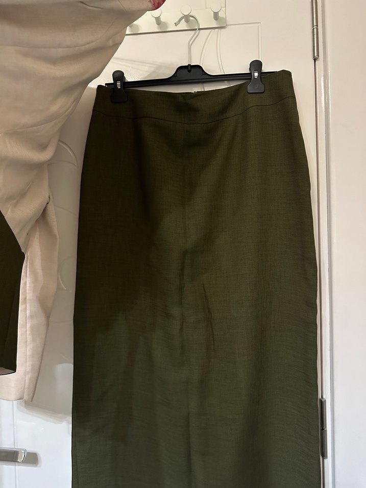 Çiçek Desenli Düğmeli Kadın Takım - Görsel 3