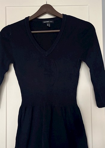 V Yaka Siyah Midi Triko Elbise - Görsel 2