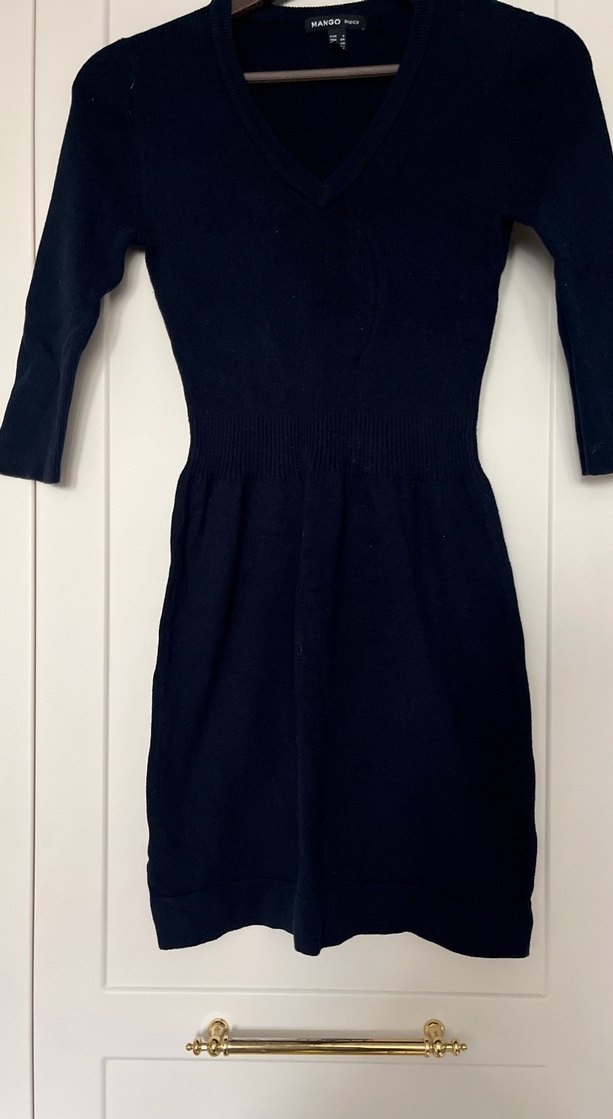 V Yaka Siyah Midi Triko Elbise - Görsel 3