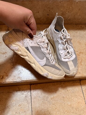 Nike Kadın spor ayakkabı