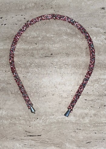 İnci İşlemeli Beyaz Gelin Tacı ve Yanında 3 Adet Taşlı Taç - Görsel 7