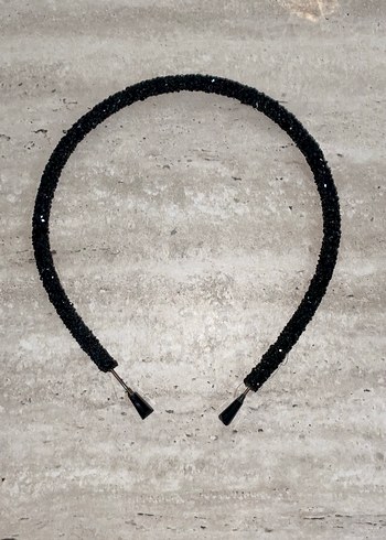 İnci İşlemeli Beyaz Gelin Tacı ve Yanında 3 Adet Taşlı Taç - Görsel 8