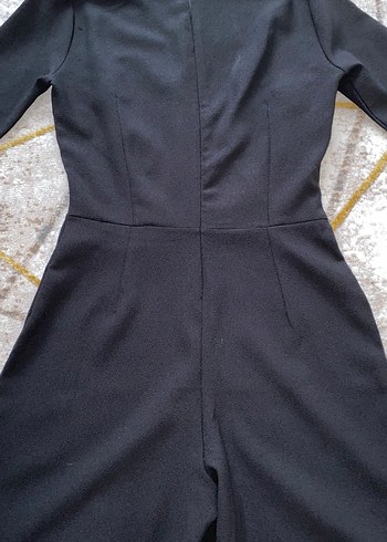 V Yaka Siyah Midi Kadın Tulum - Görsel 5