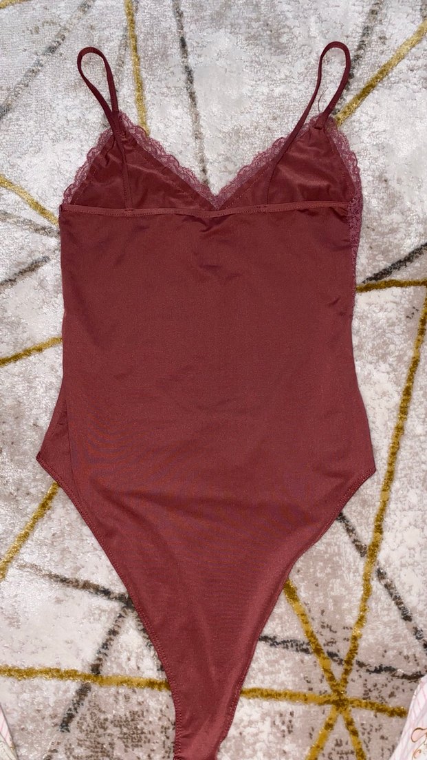 Zara Bordo Dantel Detaylı Midi Kadın İç Çamaşırı - Görsel 3