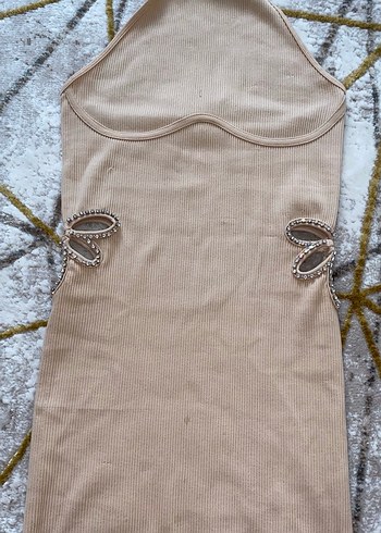 Bershka Bel Detaylı Bej Kısa Triko Elbise - Görsel 5