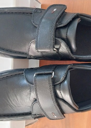 Tokalı Siyah Deri Erkek Çocuk Ayakkabısı - Görsel 3