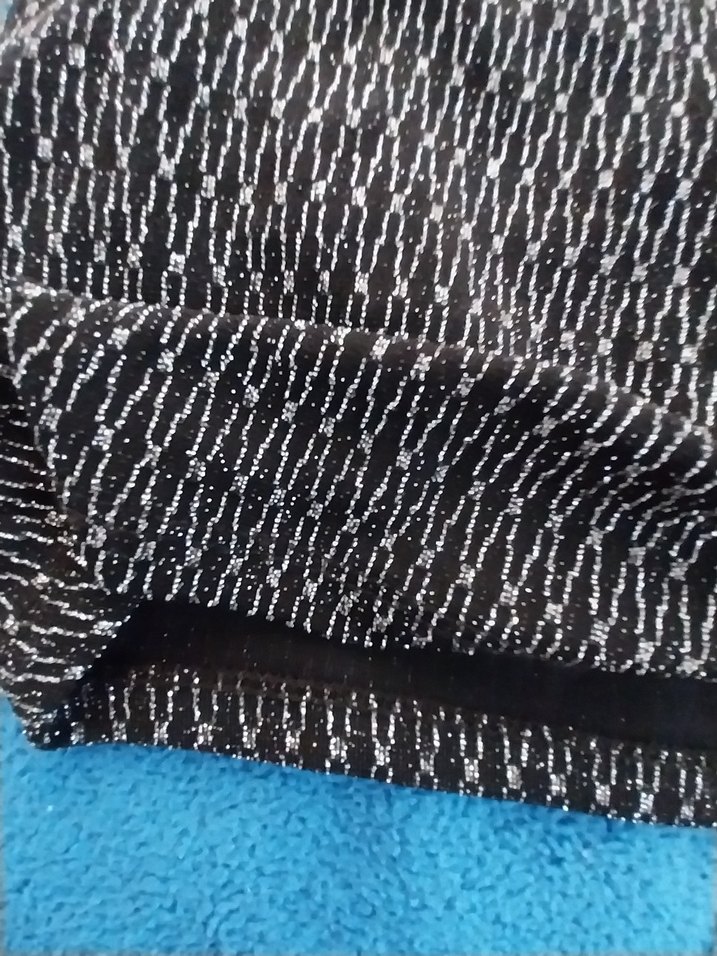 Yılan Desenli Siyah Midi Triko Elbise - Görsel 5