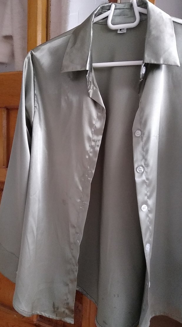 Düğmeli Gri haki Saten Kadın Gömlek - Görsel 3