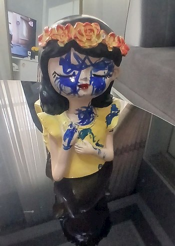 Çiçekli Taçlı Çok Renkli Figürin - Görsel 4