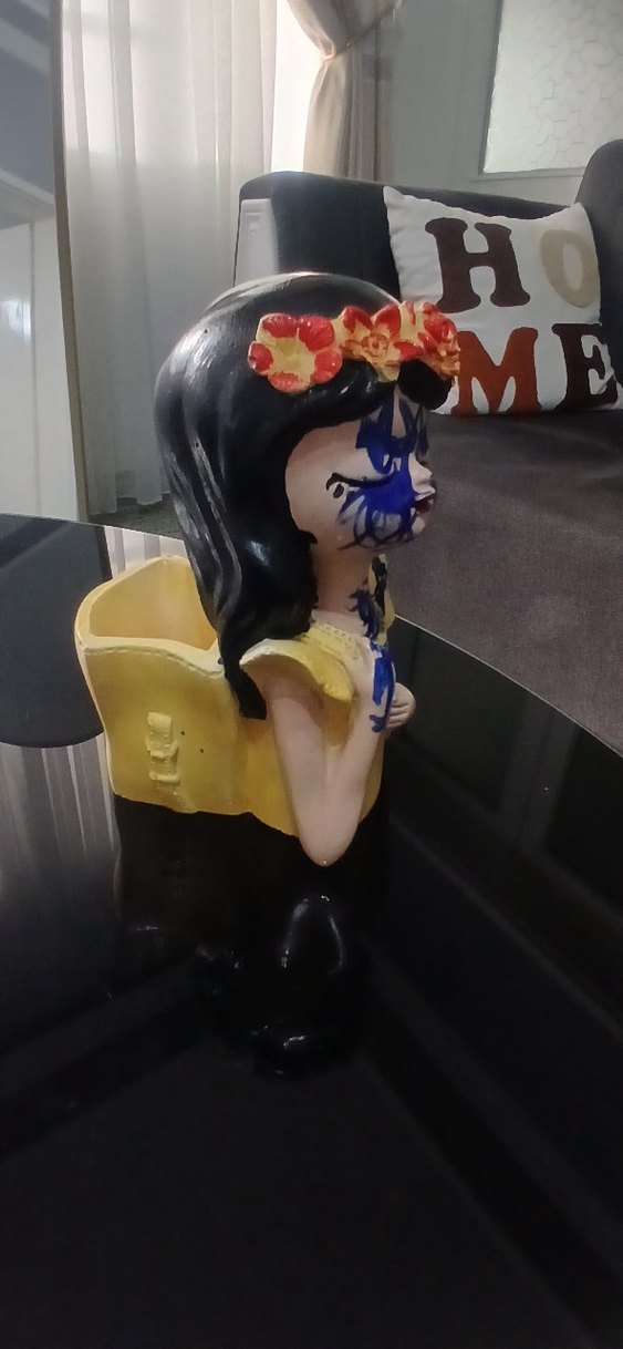 Çiçekli Taçlı Çok Renkli Figürin - Görsel 3