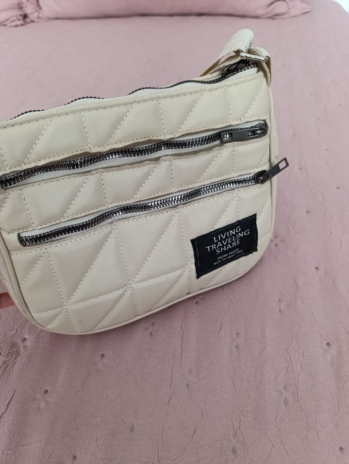 Dikişli Beyaz Deri Kadın Çanta - Görsel 2