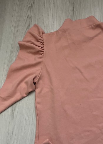 Pembe Yüksek Yakalı Tişört - Görsel 7
