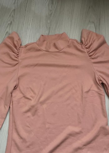 Pembe Yüksek Yakalı Tişört - Görsel 5