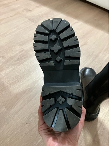 36 Beden siyah Renk Gerçek deri bot